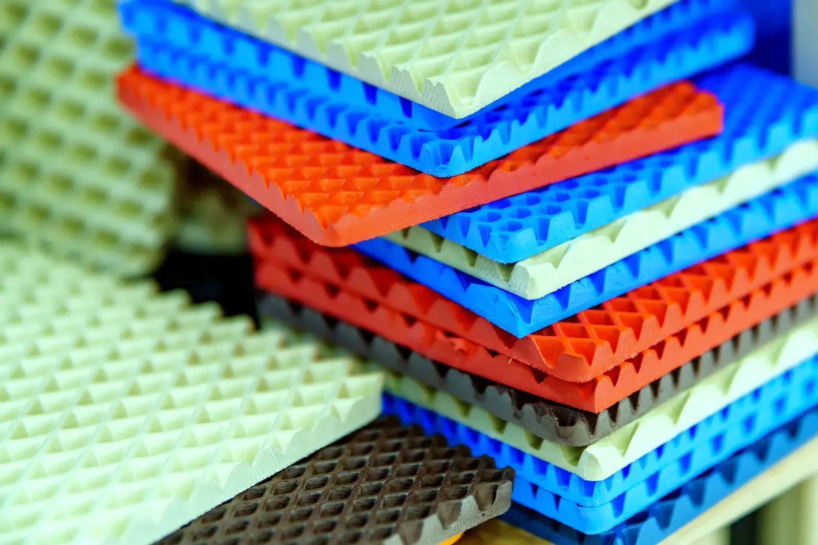 Samples-of-tiles-made-of-Ethylene-vinyl-acetate